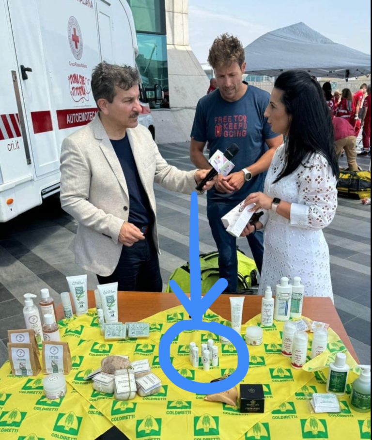 IL NOSTRO BALSAMO LABBRA SCALA LE VETTE DEL MONDO E VOLA SUL K2